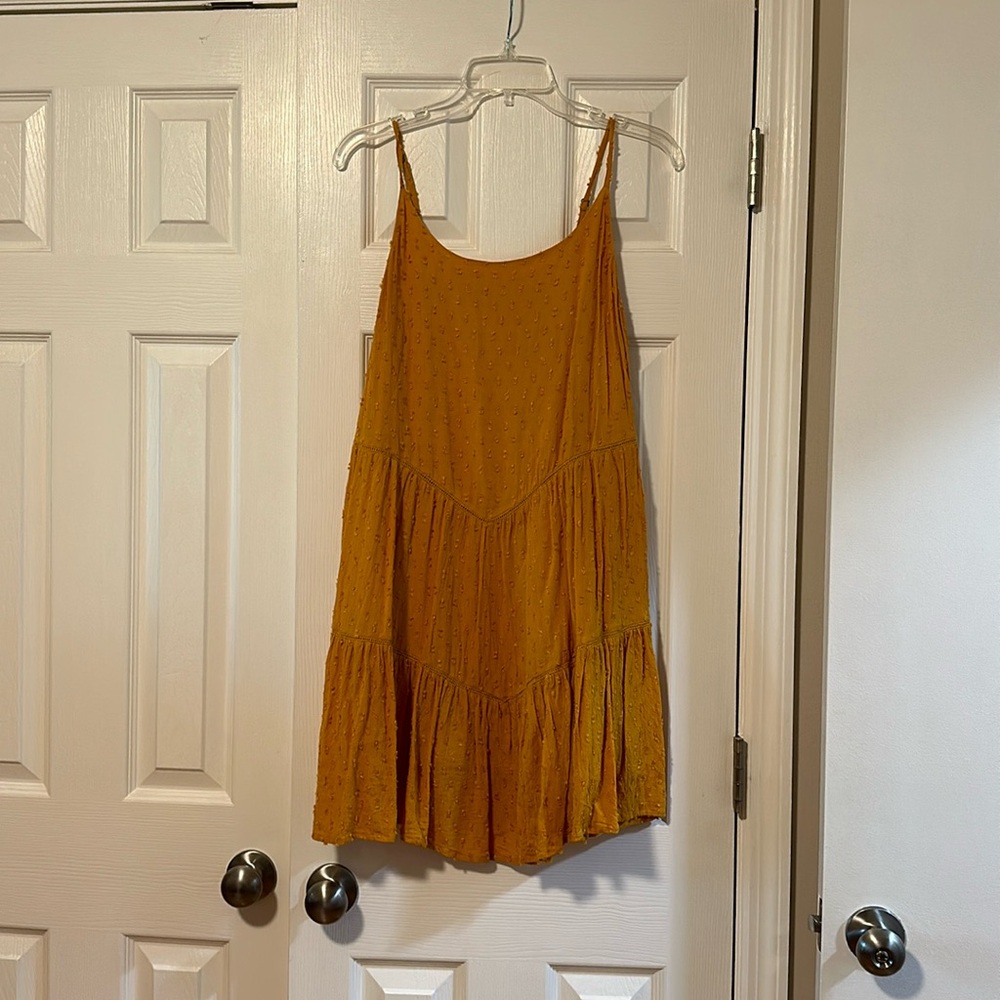 SO (Kohl’s) yellow dot spaghetti flowy dress